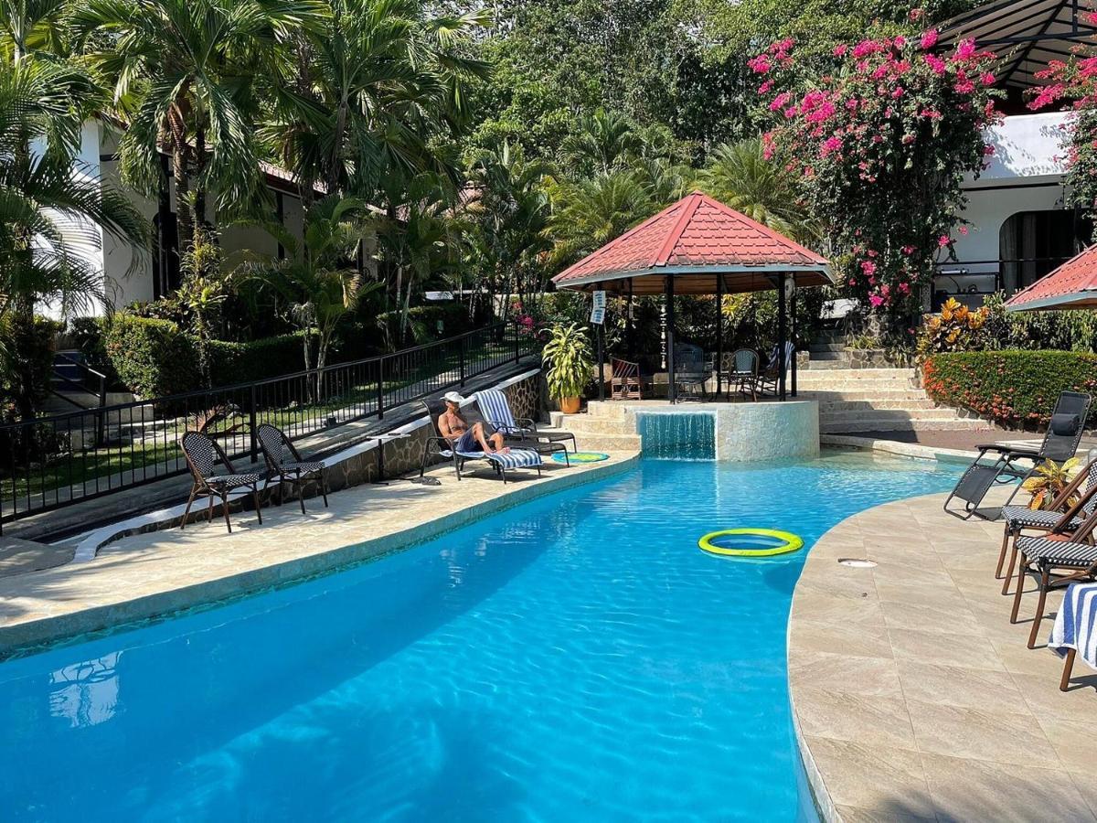 The Scarlet Villas Ojochal Buitenkant foto