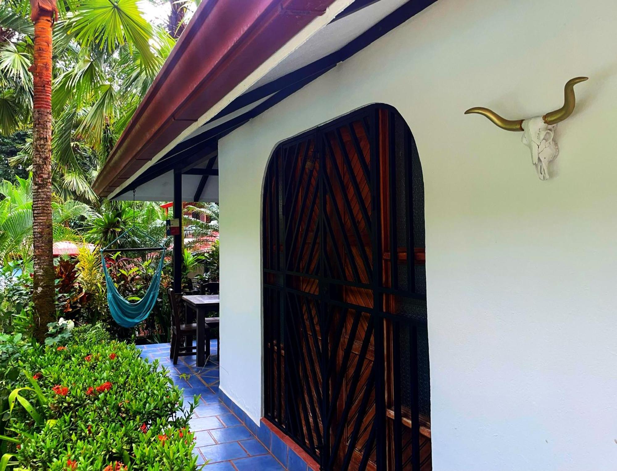 The Scarlet Villas Ojochal Buitenkant foto
